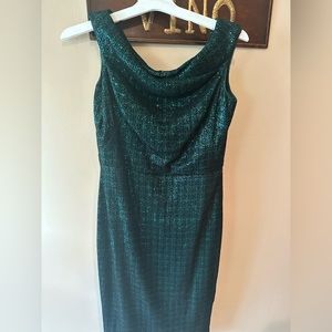 Ralph Lauren size 6 stunning off shoulder dress